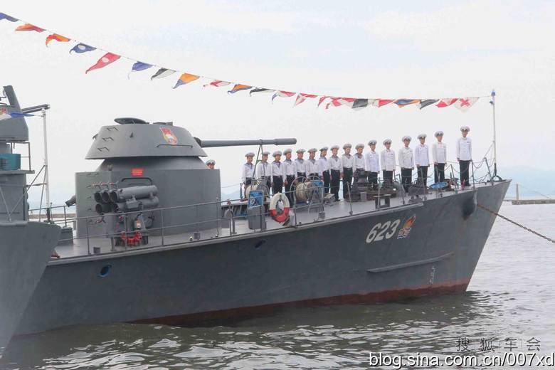 朝鲜人民军陆海空三军的春夏秋冬军常服军礼服