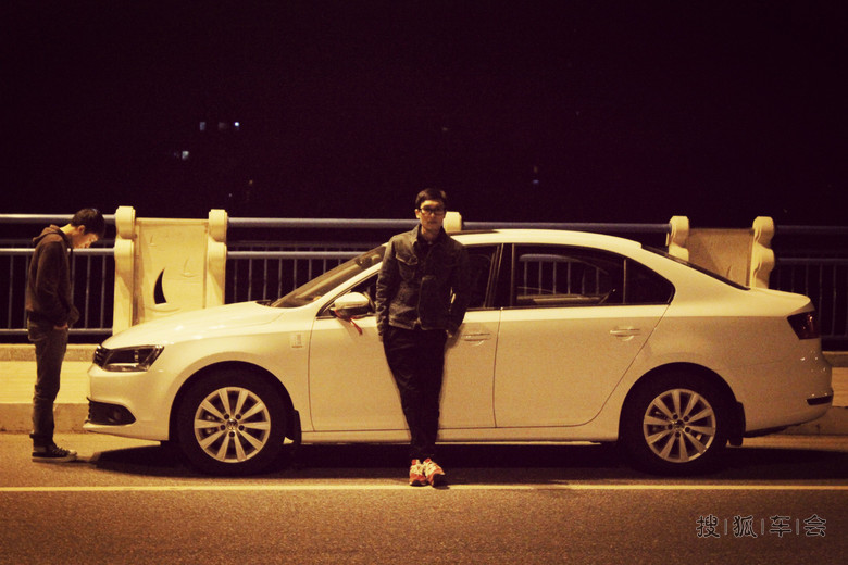 新速腾1.6手舒糖果白提车+改装+油耗+美女