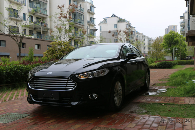 黑色的霸气,新蒙迪欧2.0T时尚提车记,斑竹求精