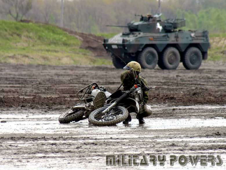 日本陆上自卫队的标配越野摩托_京A军团摩旅