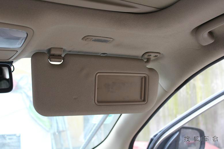 遮阳板显示器改造,与车载高清播放器和家用网