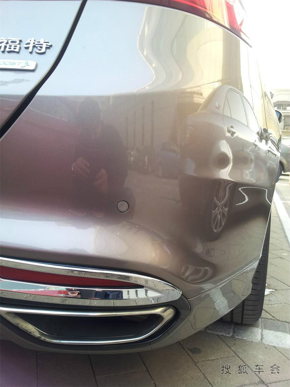 天津2T时尚牡蛎灰加装转向轴护套、手套箱盖