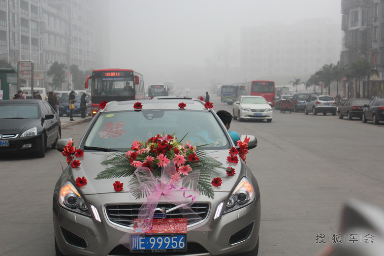 2013年12月1日 泸州昊锐婚车队