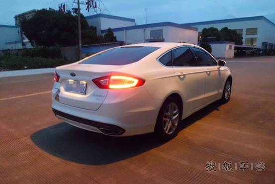 人生宛若华灯初上时你给的温暖,致新蒙迪欧1.