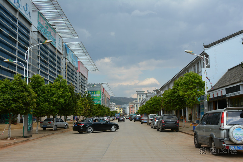 文山部分街景及姑父与L叔如宝石般珍贵的同学