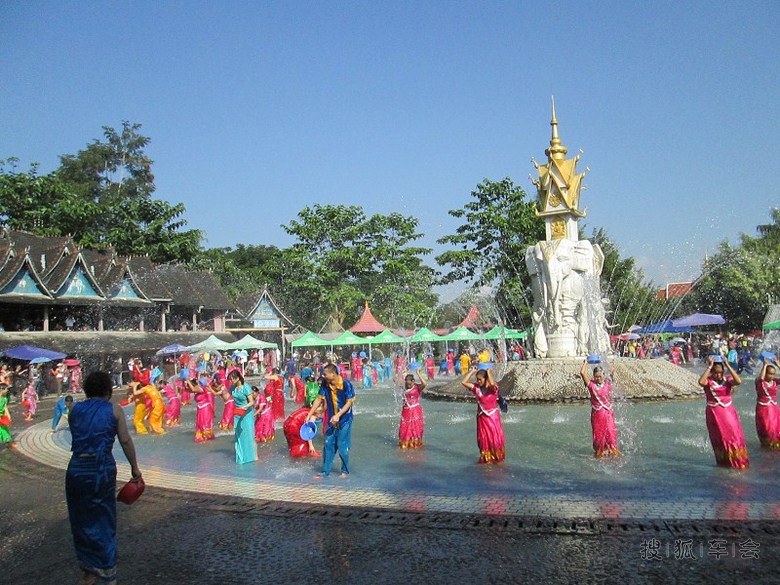 12422998.jpg_s780