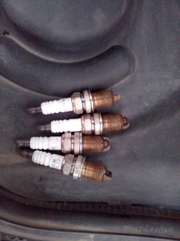 NGK烈焰火花塞上身记_雪铁龙C2论坛