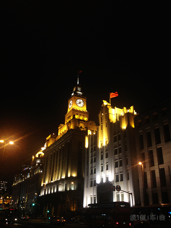 【淮车写手】感受大上海的繁华,外滩夜行记