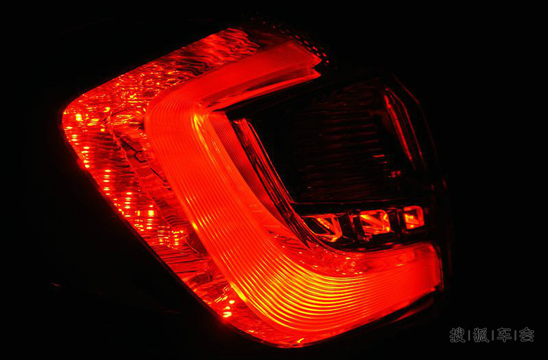 12787007.jpg_s780