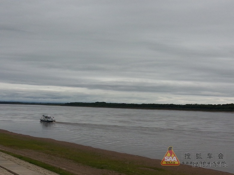 伊春自由行之河边与广场上的阿姨们