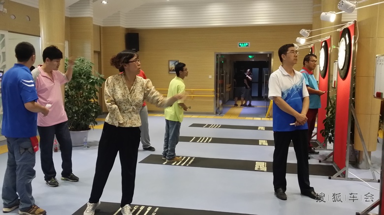 守护者飞镖联盟硬式飞镖残疾人的个人比赛