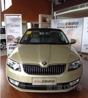 北京明锐车友会-小明的自动泊车,小伙伴们都惊