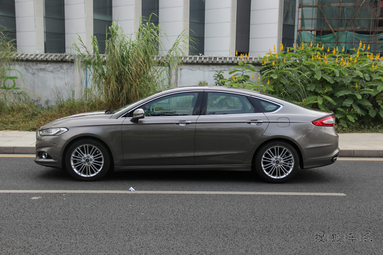 新蒙迪欧牡蛎灰旗舰版简单作业,10.22更新_蒙