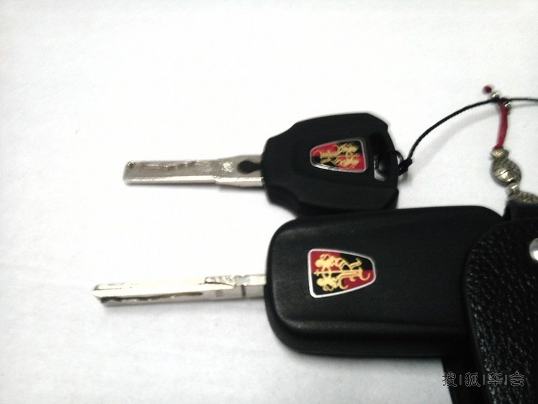 ==》潜水一年 出来冒泡 申请转正《_荣威350论坛