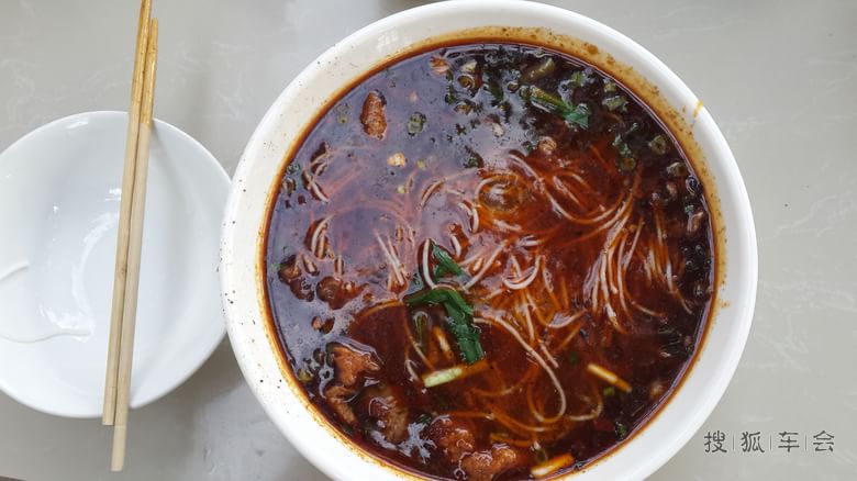 七彩云南亲子游--建水街景+双龙桥