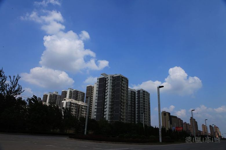 蓝天下的安阳东区与开发区