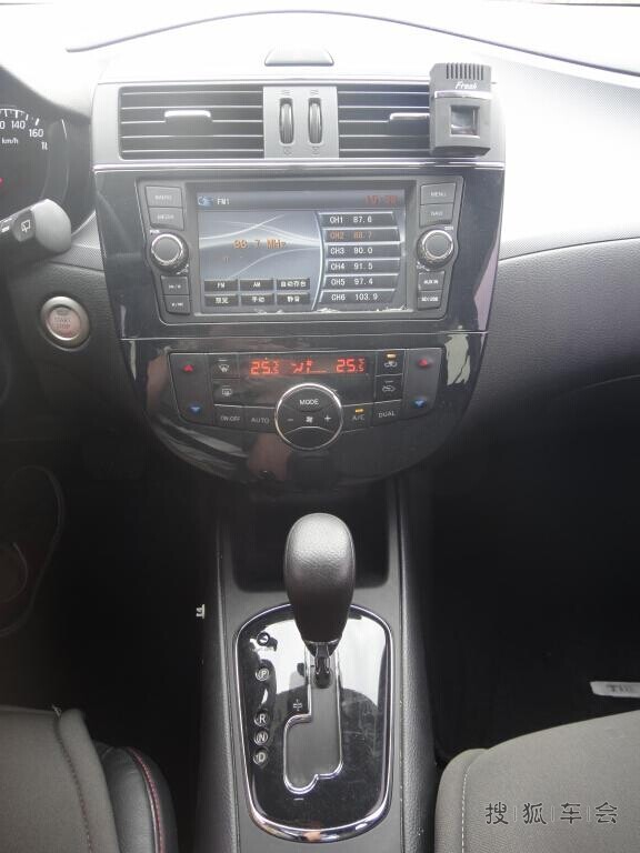 卖艺小青年 买车只是因为爱情_太原车友会