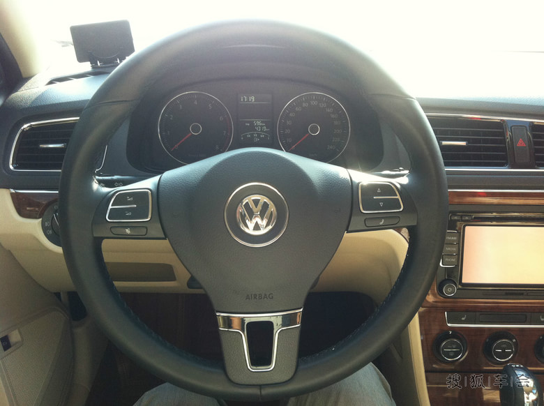 14996337.jpg_s780