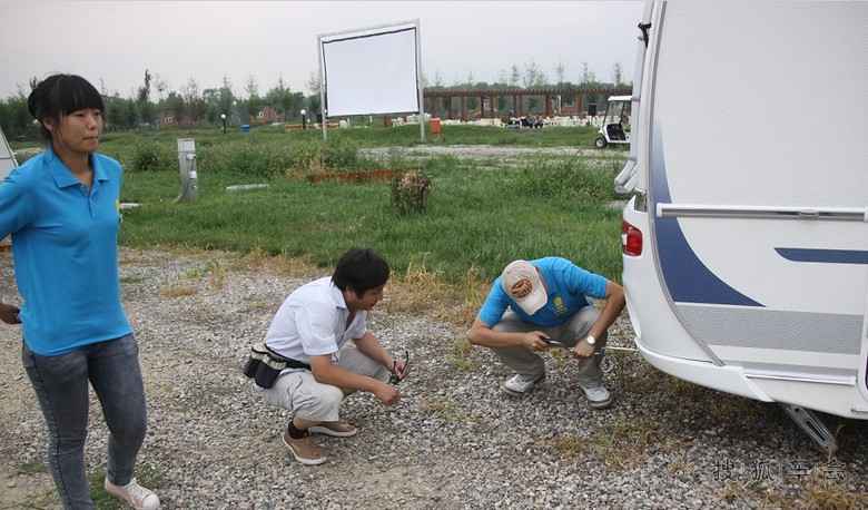 金蜗牛露营房车之旅――北京额济纳旗酒泉敦煌