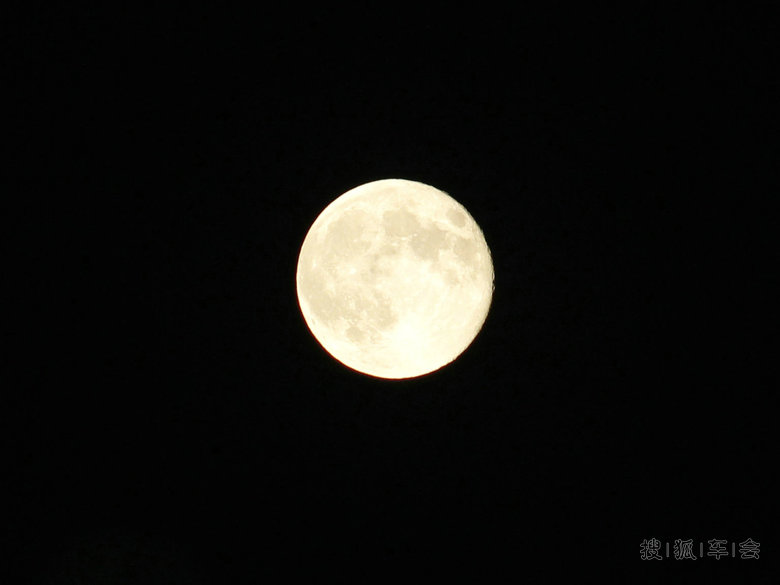 自拍超大月亮!_迈腾-腾云社