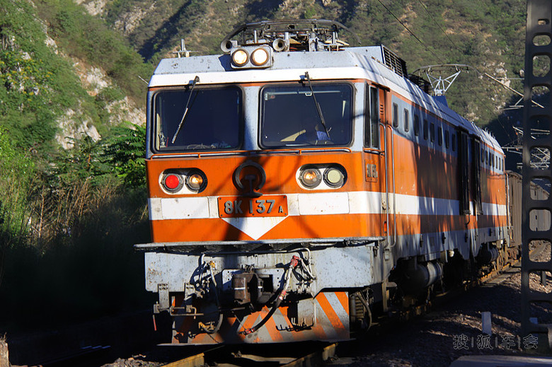 呜!火车来了!!!_安阳车友会_搜狐车友会