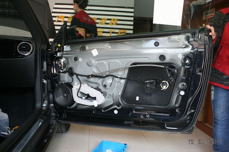 上海1.4乞丐版甲壳虫 音响改装 超越芬达就这么