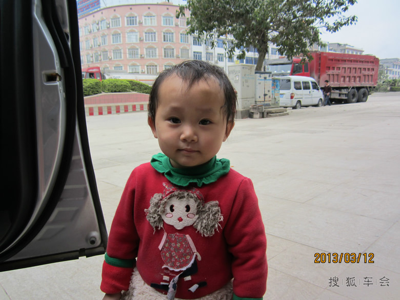 感谢二师兄,太阳能充电板安装完毕_长城M2车