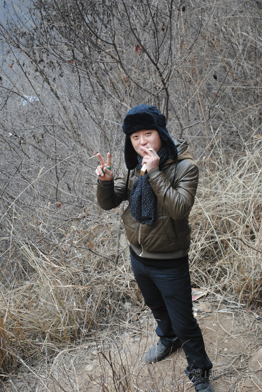 看冰挂!辉县西沟。深山里的冰挂!_Polo论坛