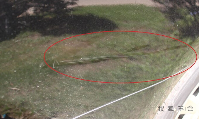 车子被小区的小孩子划了,请问划痕修补需要多