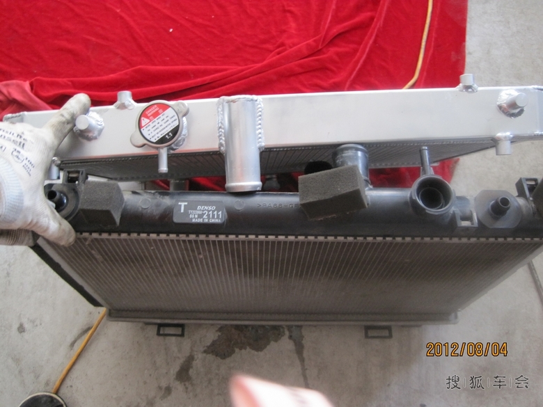 天津黑燕之加大全铝水箱和全车硅胶水管(申精