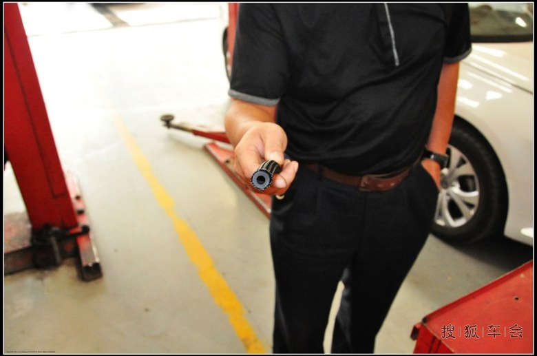 导航、地图升级及通气孔加长简单作业_雪铁龙