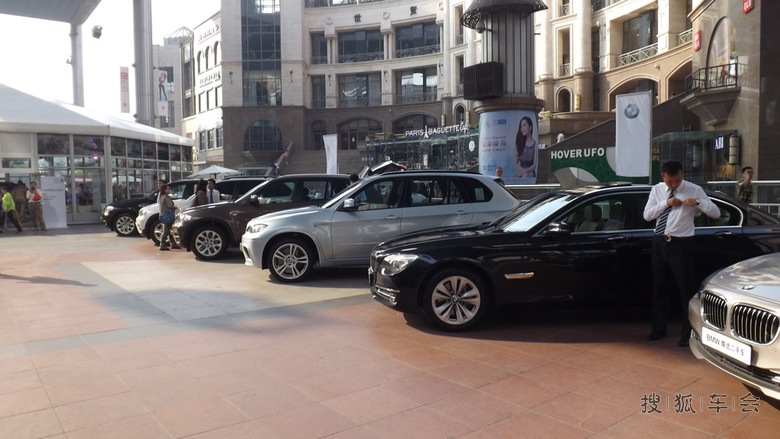 闲逛世贸天阶宝马二手车_北京比亚迪S6