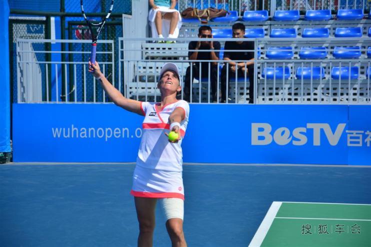 武网现场活动多多 比赛靓车应接不暇