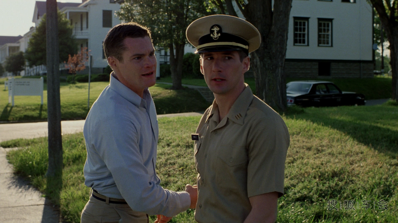 美国海军航空兵军校飞官养成教育题材影片:军官与绅士