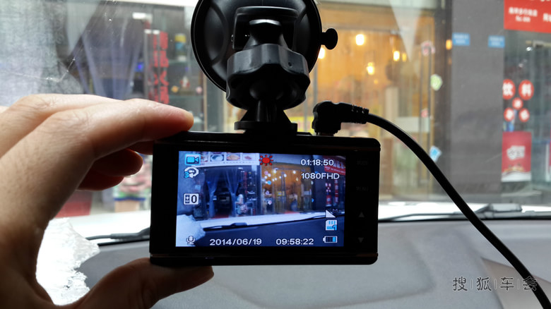 【重庆逸车会】CS75 行车记录仪天窗取电图