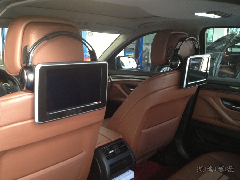 5系安装头枕屏~长途再也不无聊了_宝马5系论