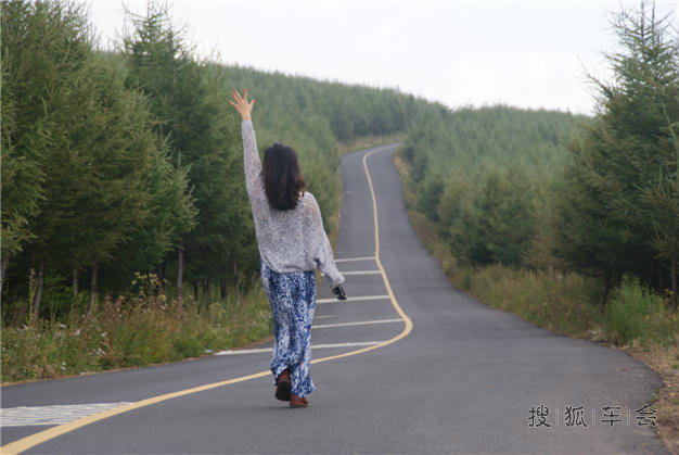 发个模型,家里模型非常多,但这个cx5的模型做工非常好,细节高清图片