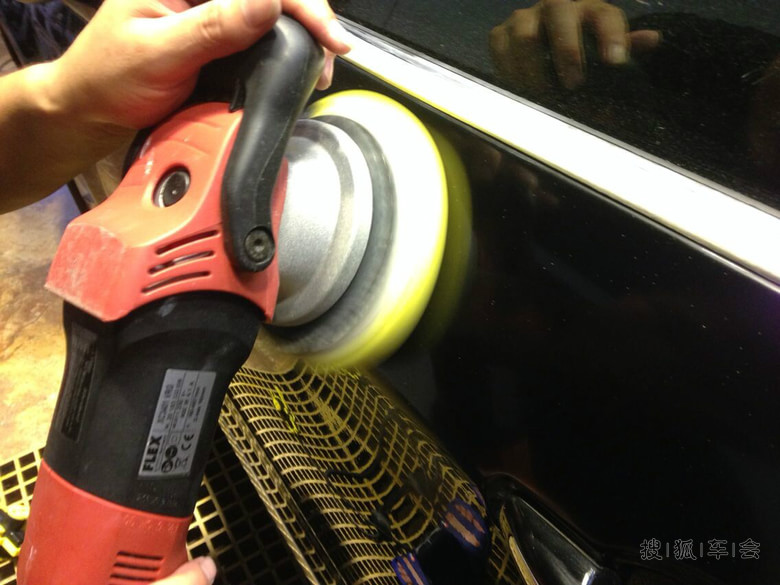 小5发动机表面清洁护理+漆面增艳护理_雪铁龙