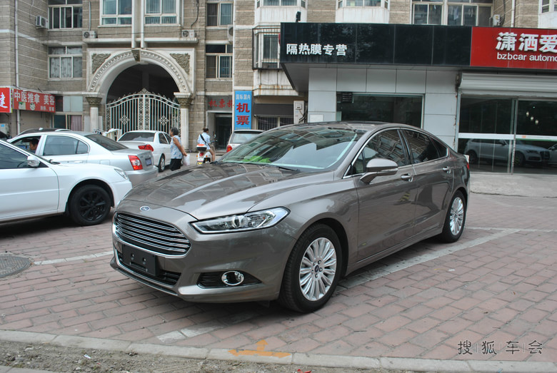 送走老富康,北京新蒙2T时尚牡蛎灰提车、京朝