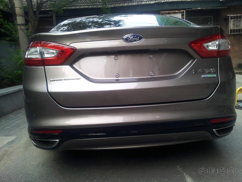 送走老富康,北京新蒙2T时尚牡蛎灰提车、京朝