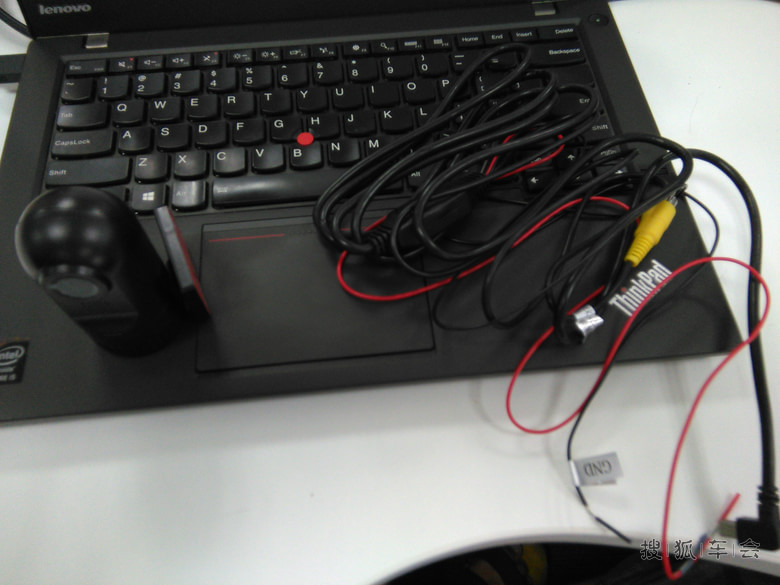 自己动手保险盒取电安装行车记录详细指南_IX