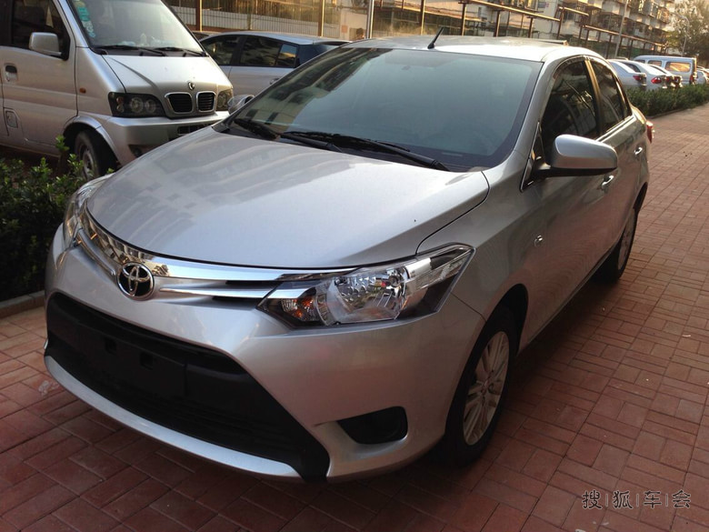 14款威驰1.5AT银色智臻版 提车作业 精心 装饰