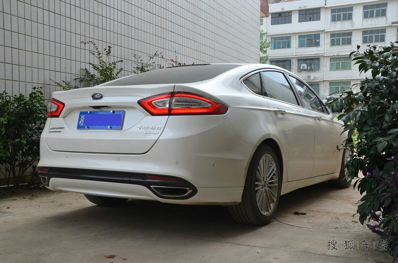 异地购车新蒙迪欧2.0旗舰珍珠白 申请认证车主