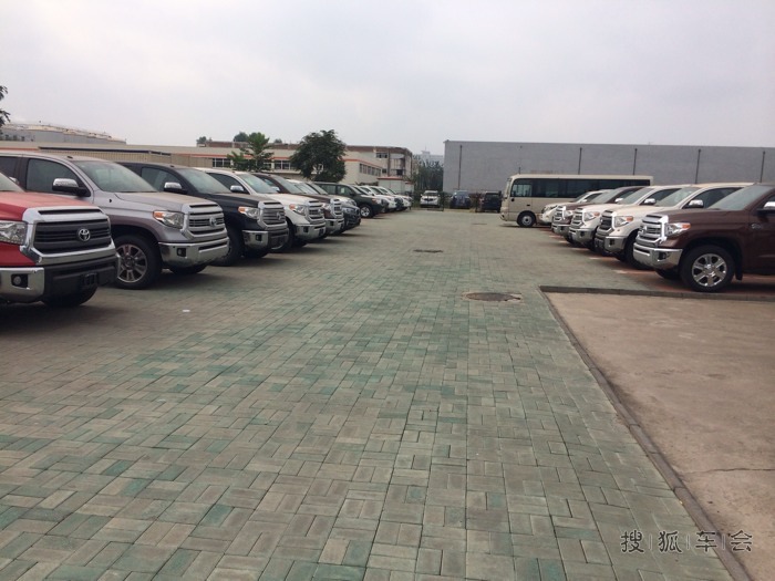 天津提车霸道2700科威特版本 作业 正在进行中