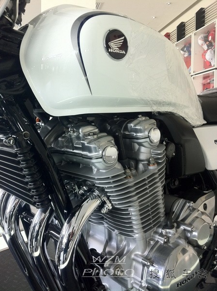 【没特点的摩托车】_京A军团摩旅