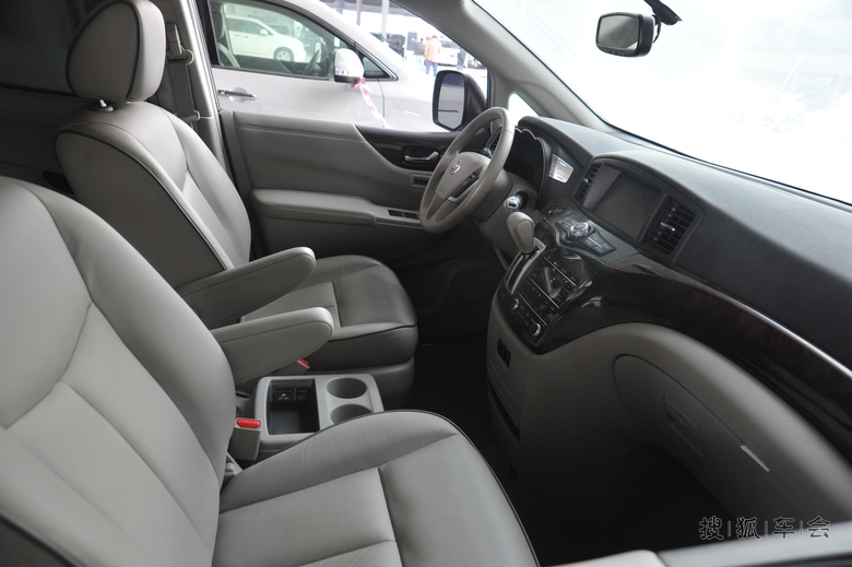 贵士--你值得拥有。钦州保税港区国际汽车城更