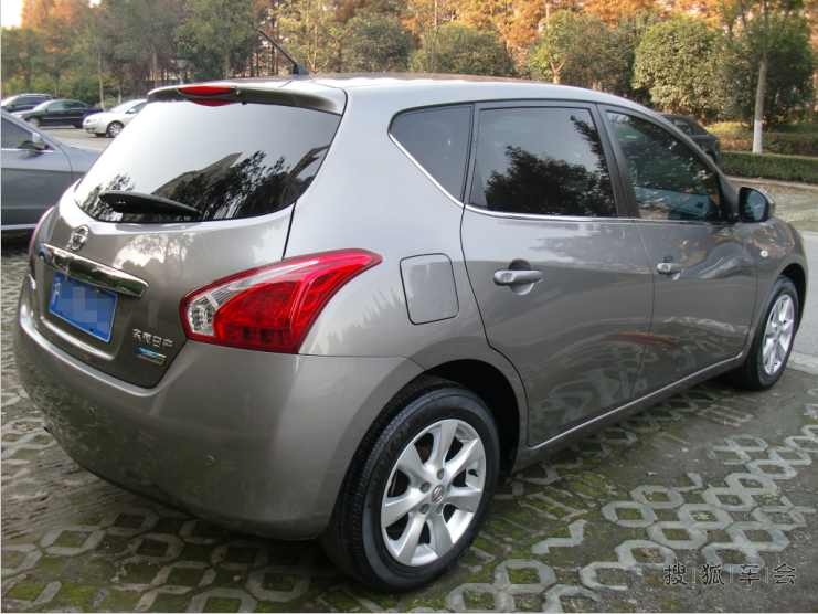 上海出售:12年自家骐达1.6自动挡,媲美新车!