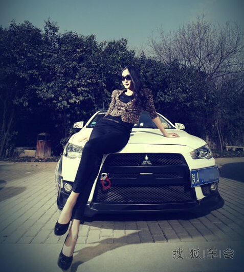 西安、三菱翼神写真