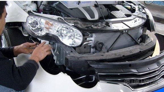 上汽荣威550大灯总成升级雪莱特氙气大灯实战