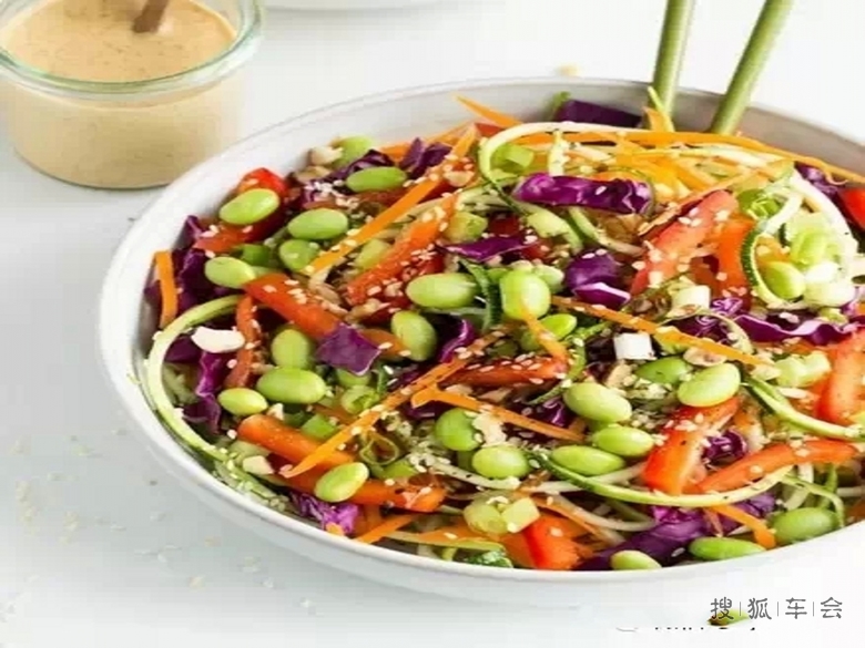 不用开火就能做的快手素餐--泰式彩虹拌菜